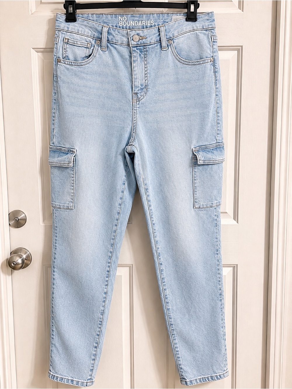 No Boundaries Light Blue Cargo Jeans